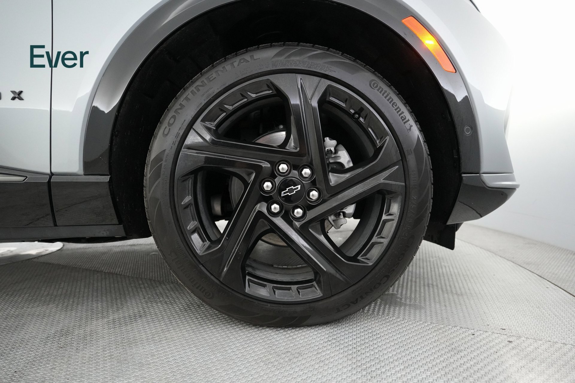 Used 2024 Chevrolet Equinox EV RS image 19