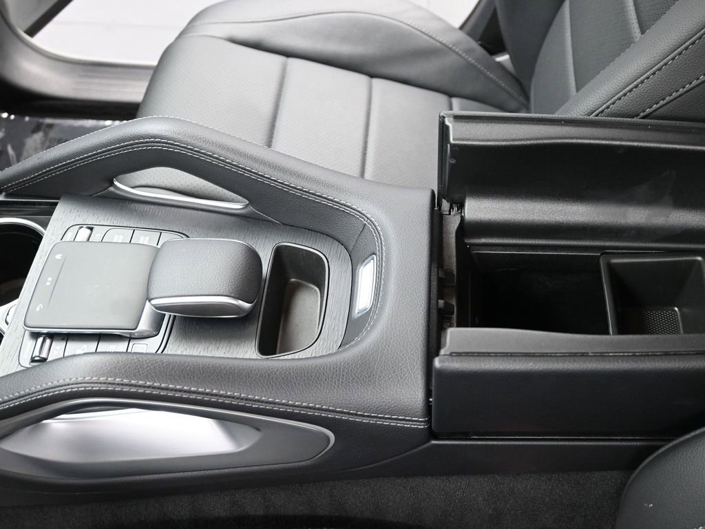 Used 2025 Mercedes-Benz GLE 450 4MATIC image 15