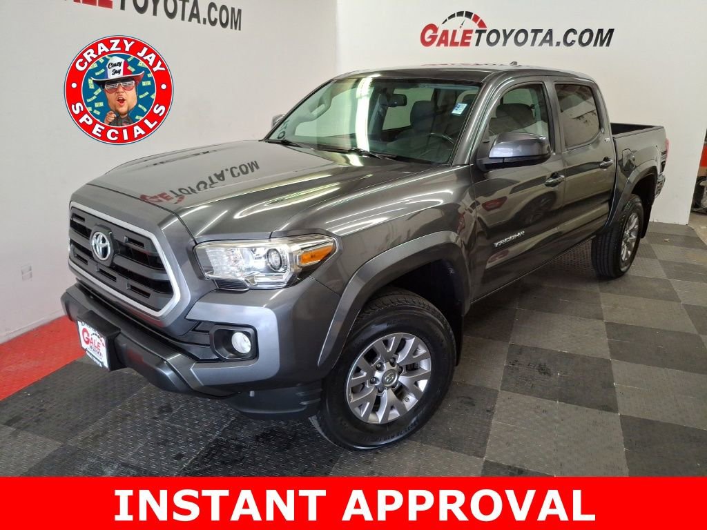 Used 2017 Toyota Tacoma SR5 w/ Tow Package image 1