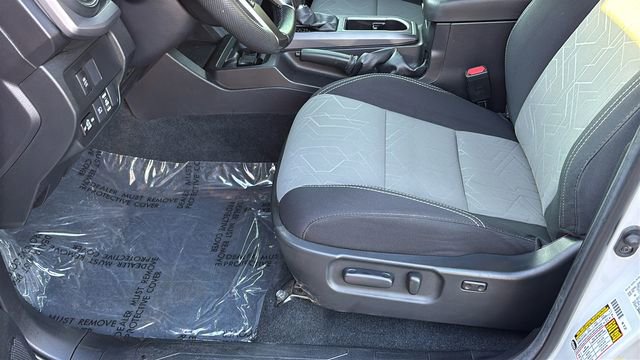 Used 2023 Toyota Tacoma TRD Off-Road w/ Technology Package image 28