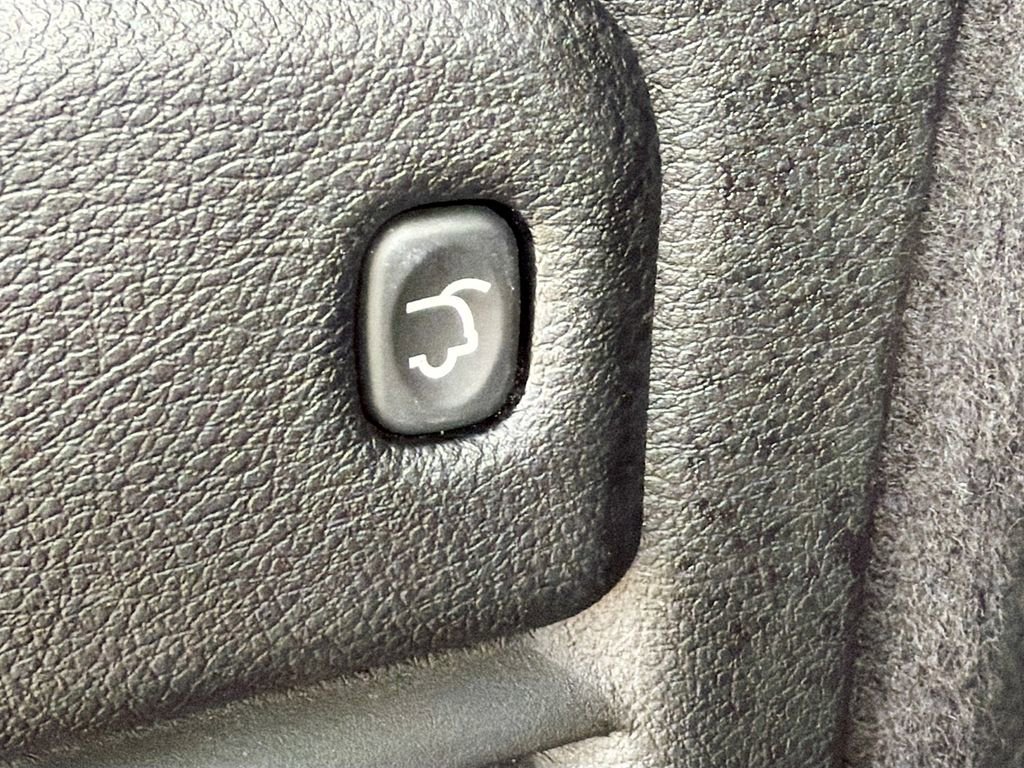 Used 2024 Dodge Durango GT image 13