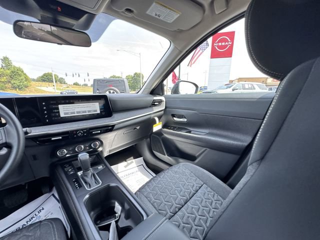 New 2025 Nissan Kicks SV w/ SV Premium Package AWD/4WD image 11