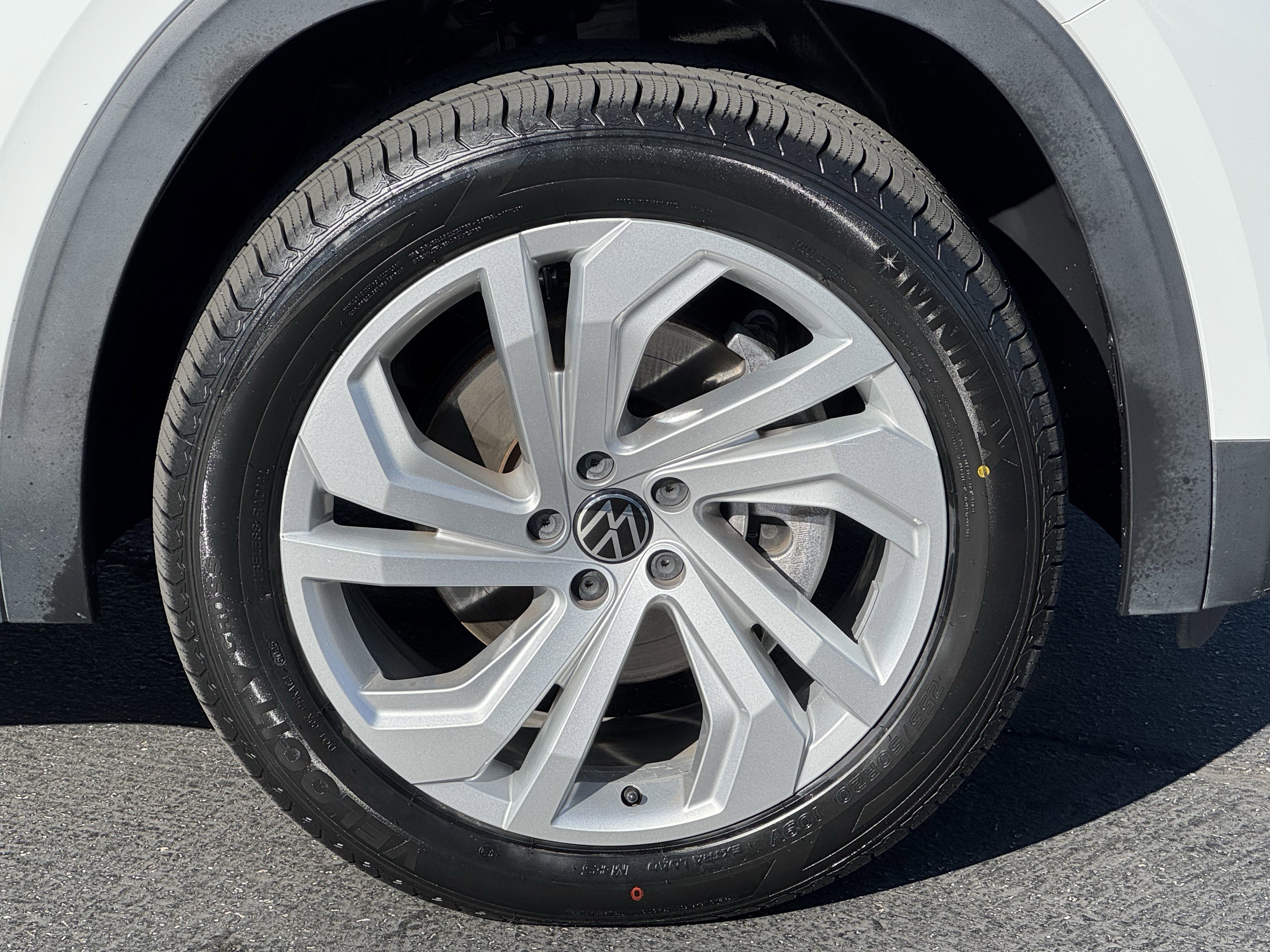 Used 2022 Volkswagen Atlas SE image 12