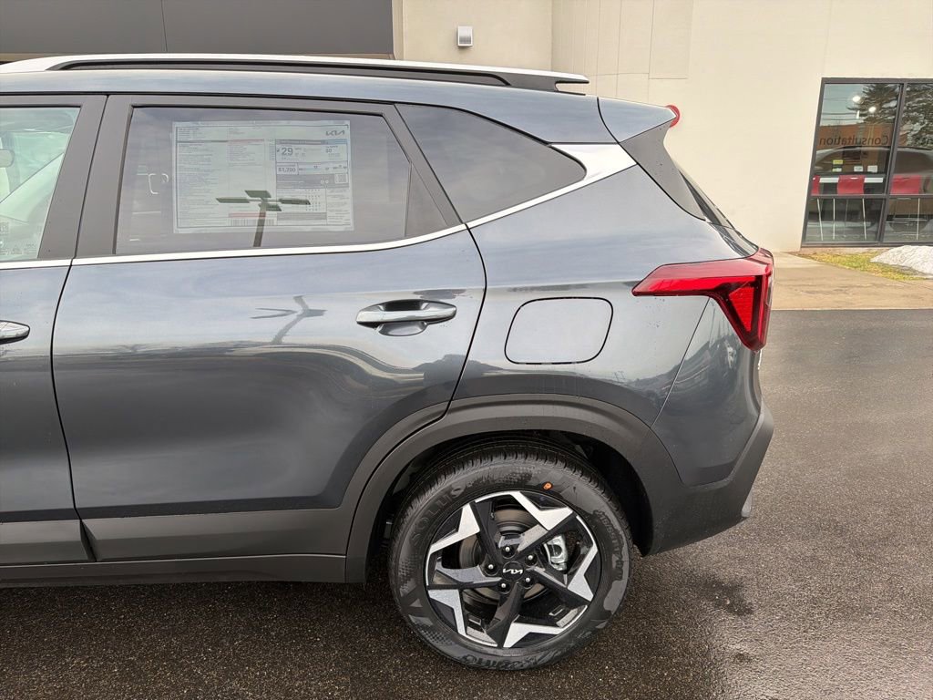New 2026 Kia Seltos EX image 10