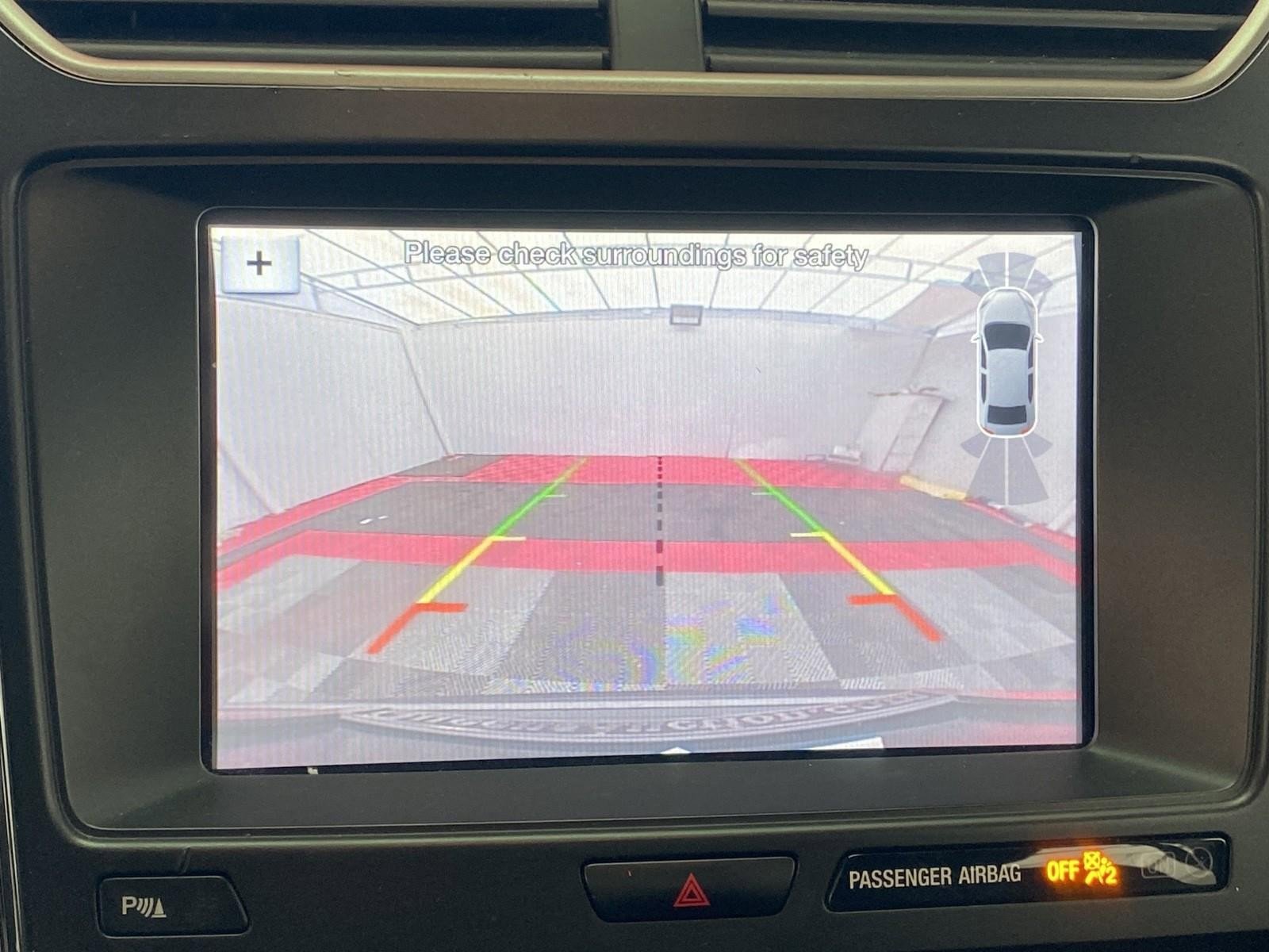 Used 2018 Ford Explorer XLT w/ Equipment Group 202A AWD/4WD image 30