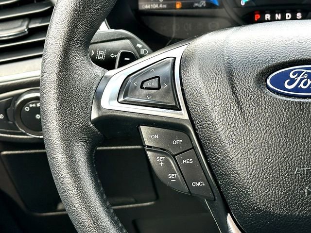 Used 2020 Ford Edge Titanium image 22