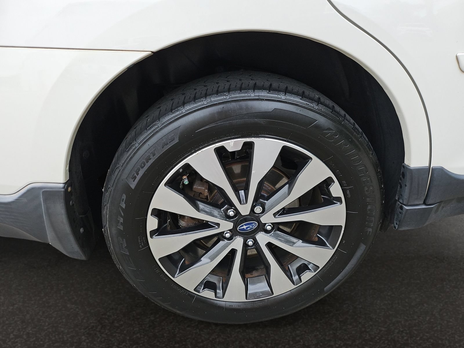 Used 2016 Subaru Outback 2.5i Limited AWD/4WD image 42