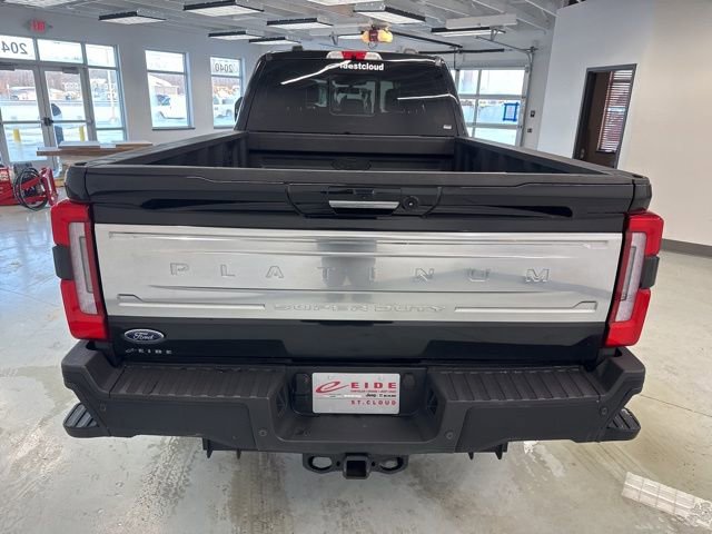 Used 2024 Ford F250 Platinum image 11
