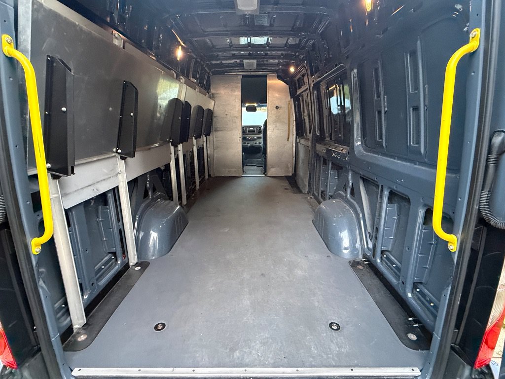 Used 2019 Mercedes-Benz Sprinter 170 image 20