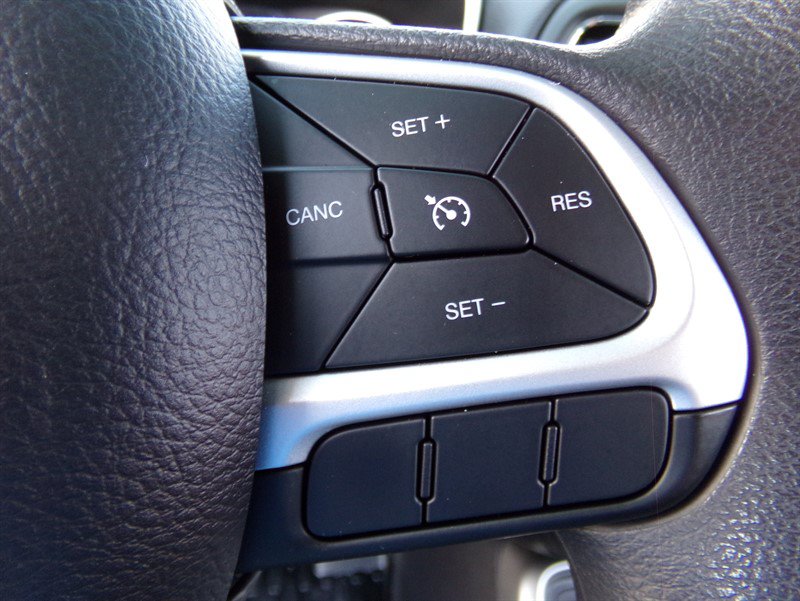 Used 2020 Jeep Compass Sport AWD/4WD image 32