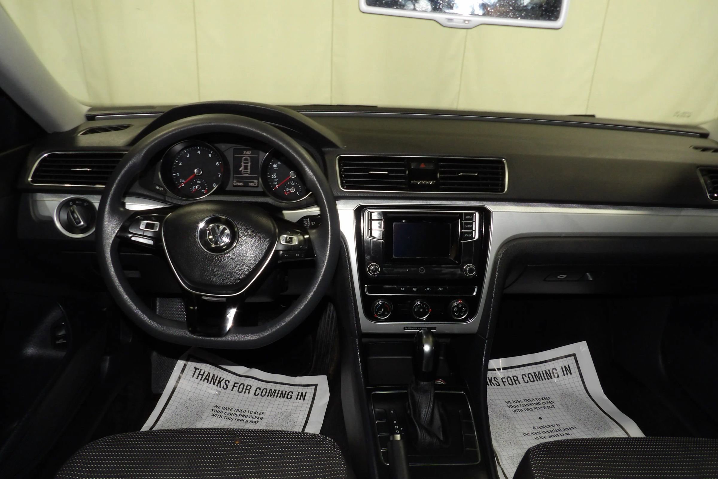 Used 2018 Volkswagen Passat 2.0T S image 12