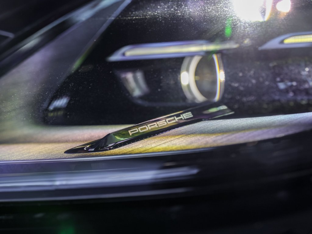 New 2026 Porsche Panamera RWD image 12