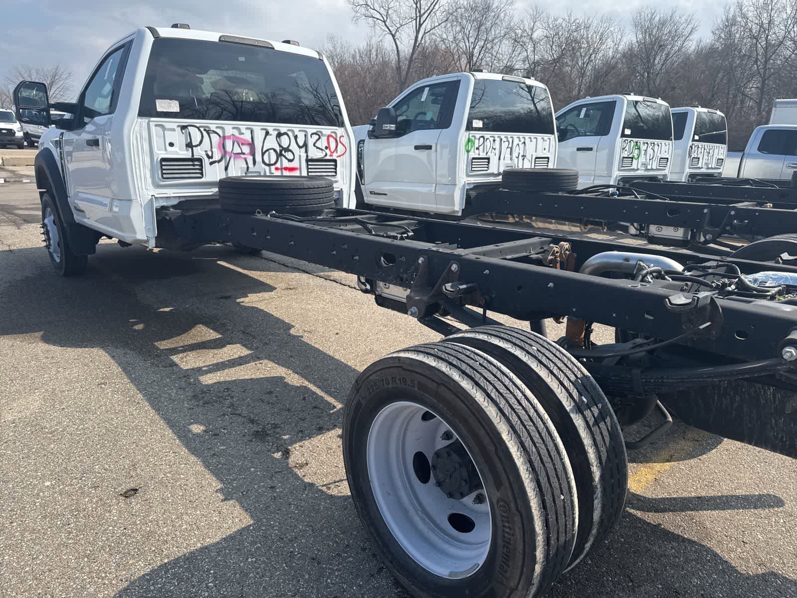 New 2023 Ford F450 XLT w/ XLT Value Package image 23