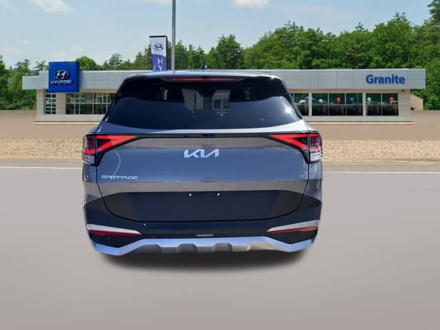 Used 2023 Kia Sportage EX image 8