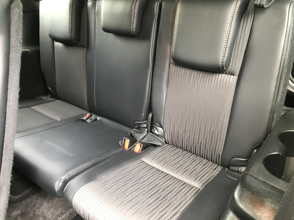 Used 2017 Toyota Highlander Plus w/ Carpet Mat Package AWD/4WD image 27