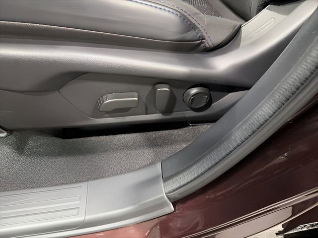 Used 2026 Subaru Forester Premium AWD/4WD image 12