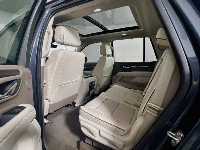 Used 2021 GMC Yukon Denali w/ Denali Premium Package AWD/4WD image 19