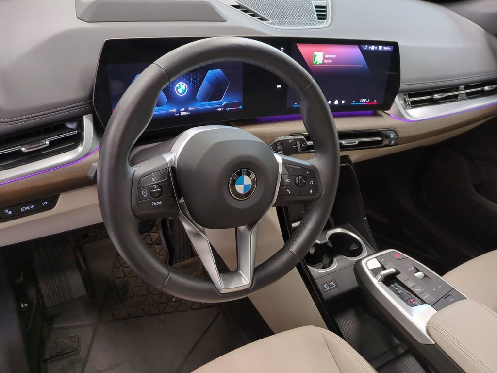 Certified 2025 BMW X1 xDrive28i w/ Technology Package image 15