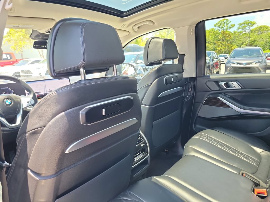 Used 2026 BMW X7 xDrive40i AWD/4WD image 26