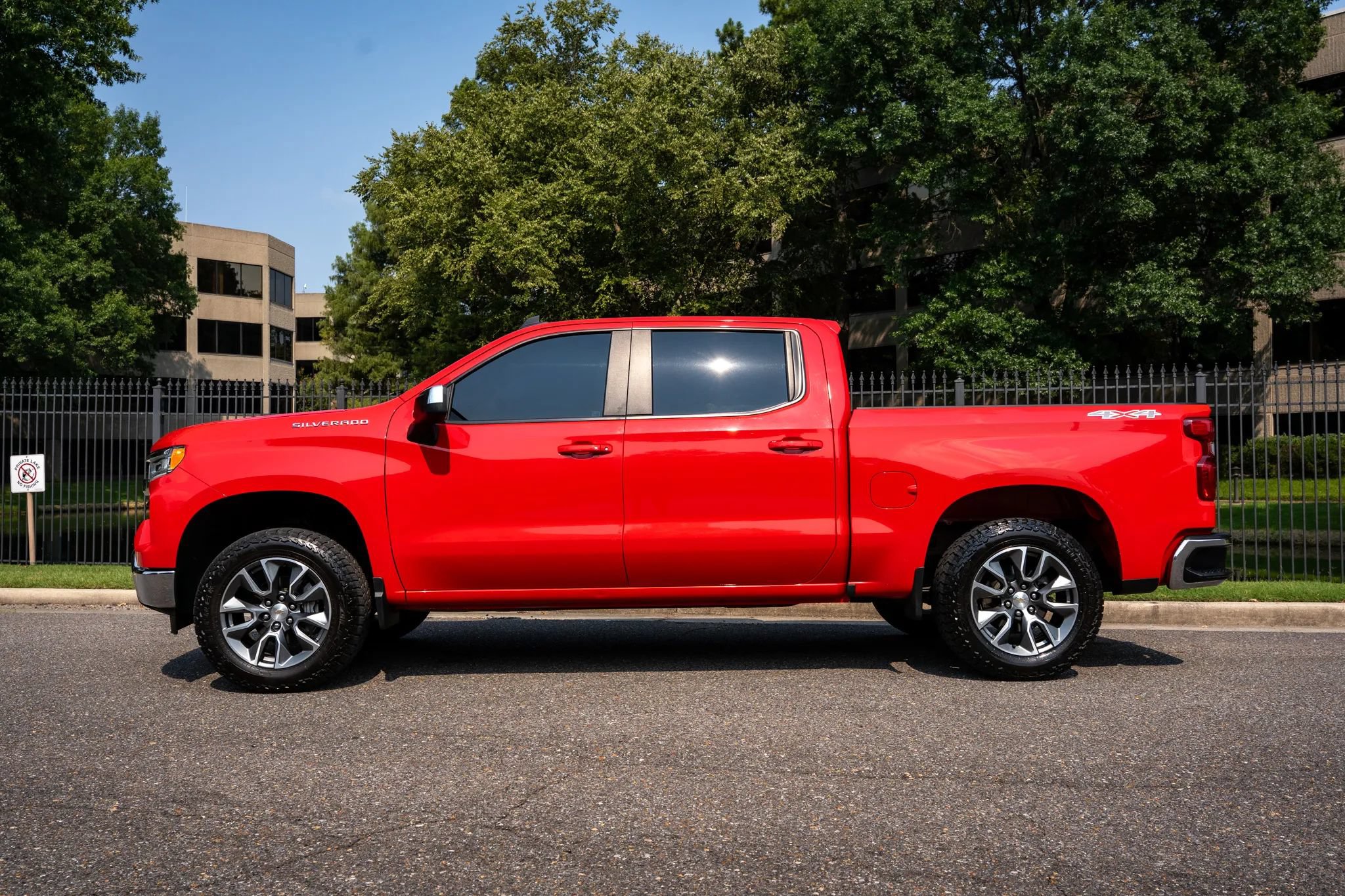 Used 2024 Chevrolet Silverado 1500 LT w/ All Star Edition Plus AWD/4WD image 9