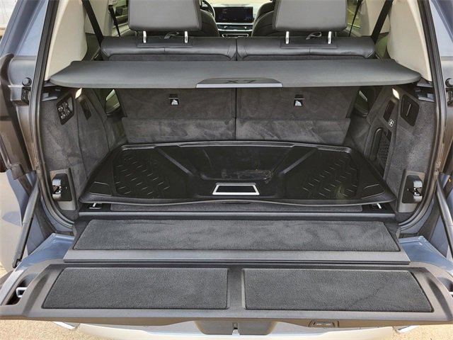 Used 2024 BMW X7 xDrive40i image 11