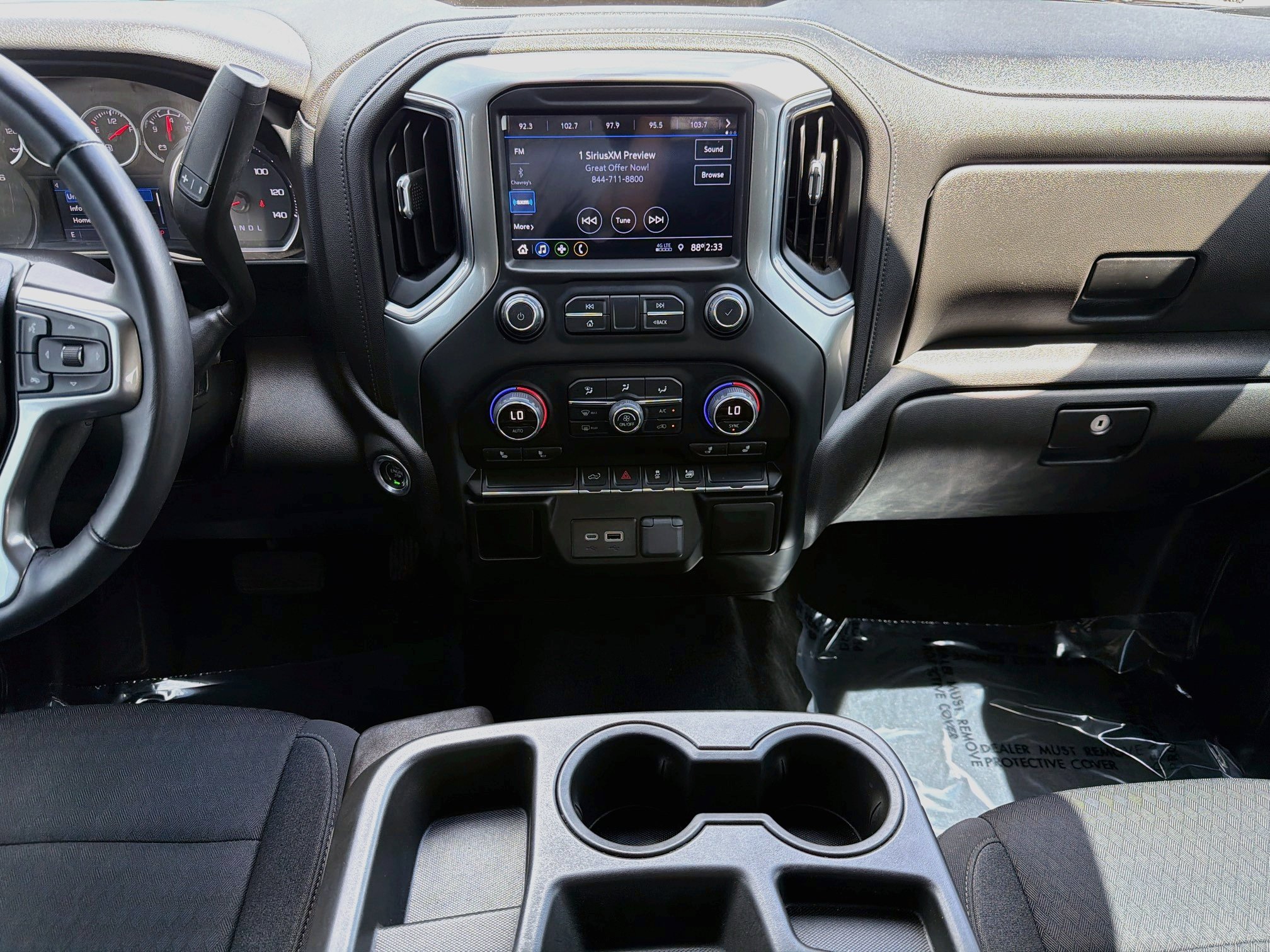 Used 2022 Chevrolet Silverado 1500 RST w/ LPO, Blackout Package AWD/4WD image 18