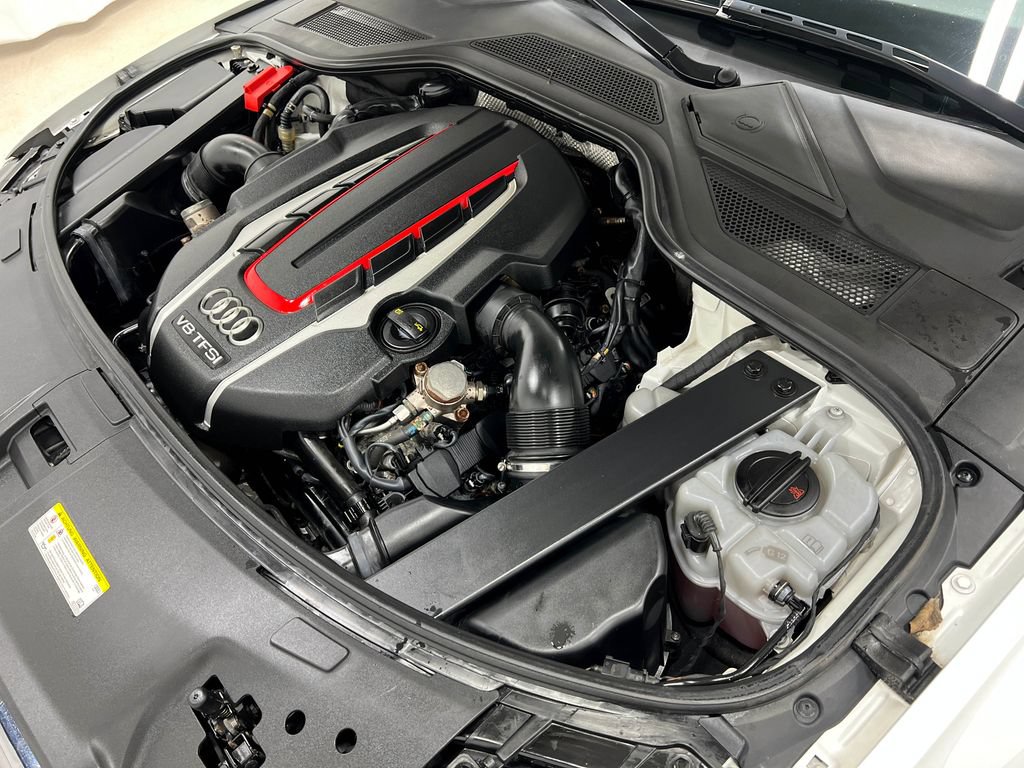 Used 2015 Audi S8 AWD/4WD image 30
