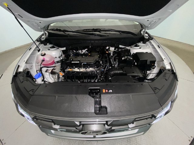 Certified 2026 Hyundai Tucson SE FWD image 25