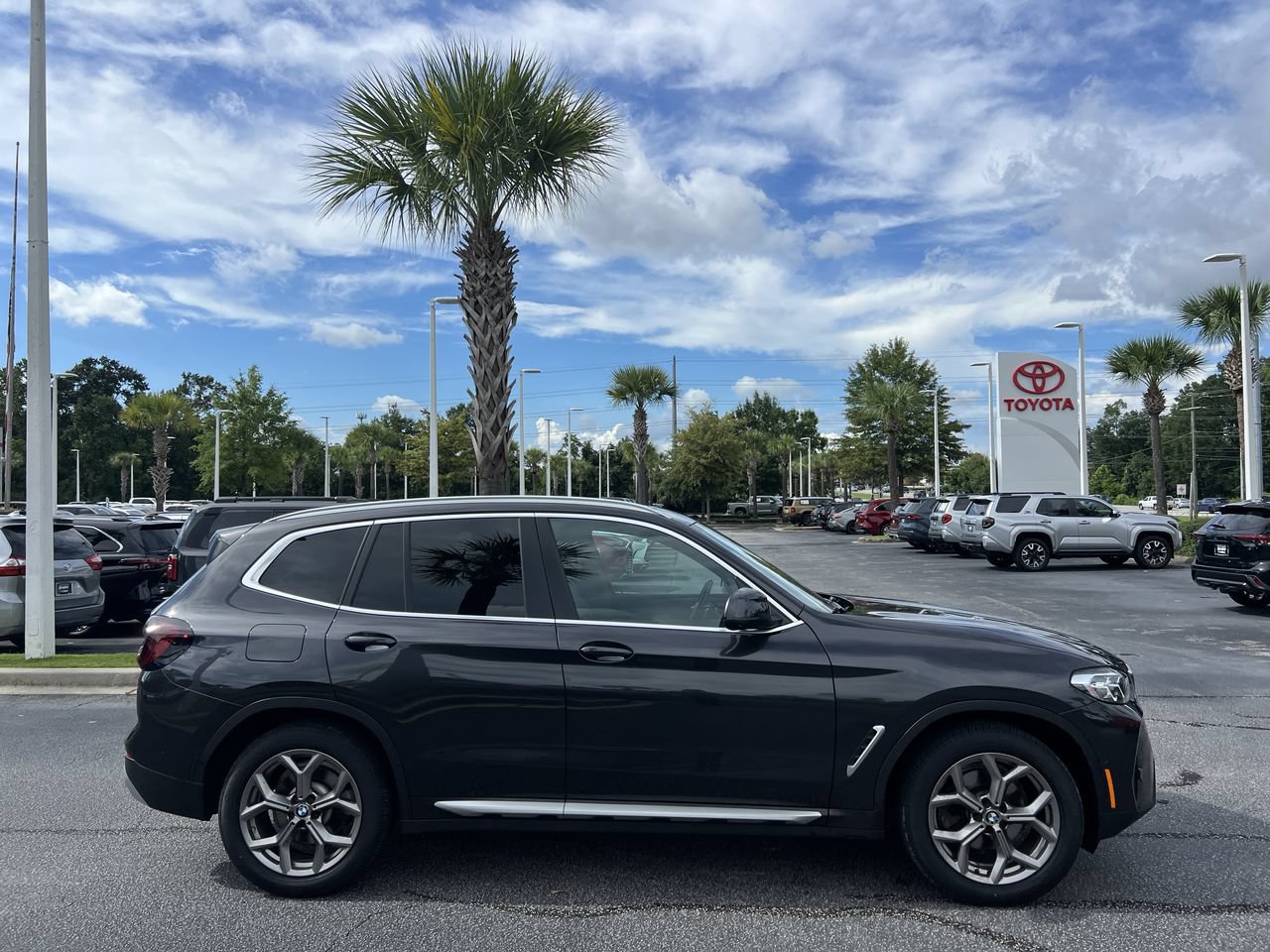 Used 2023 BMW X3 xDrive30i w/ Premium Package AWD/4WD image 11