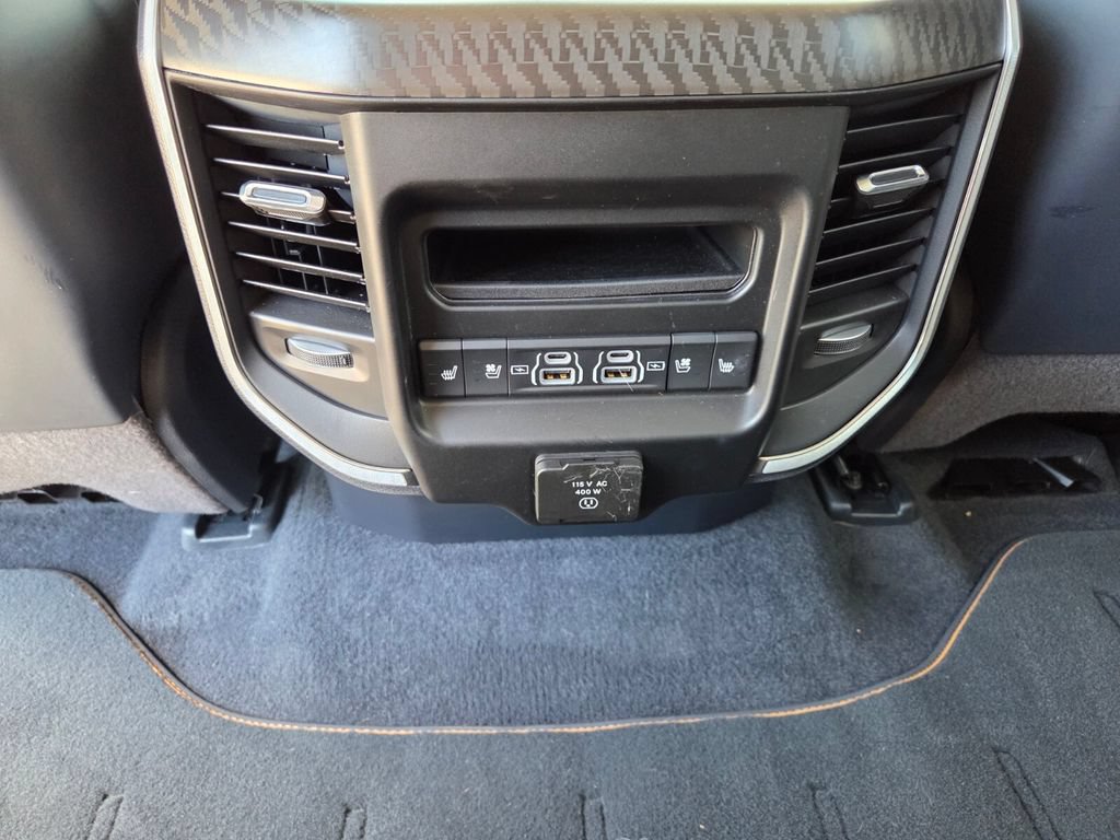 Certified 2025 RAM 1500 Tungsten AWD/4WD image 18