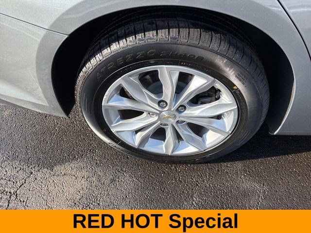 Used 2024 Chevrolet Malibu LT FWD image 44