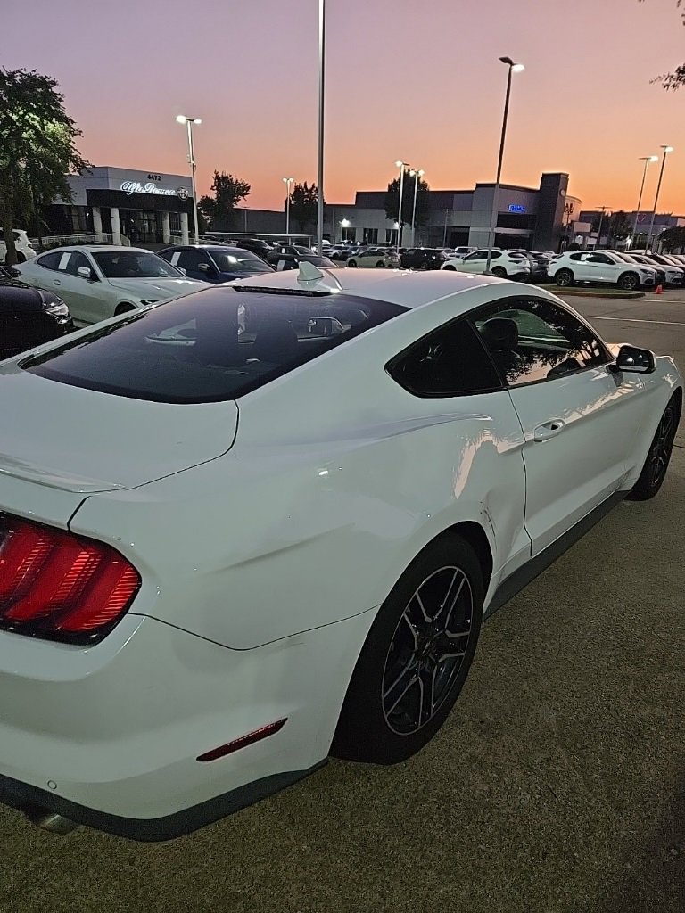Used 2020 Ford Mustang Premium image 2