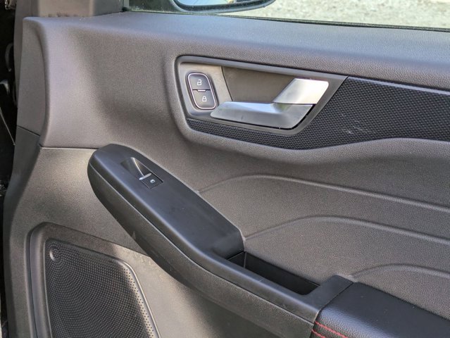 Used 2025 Ford Escape ST-Line image 28