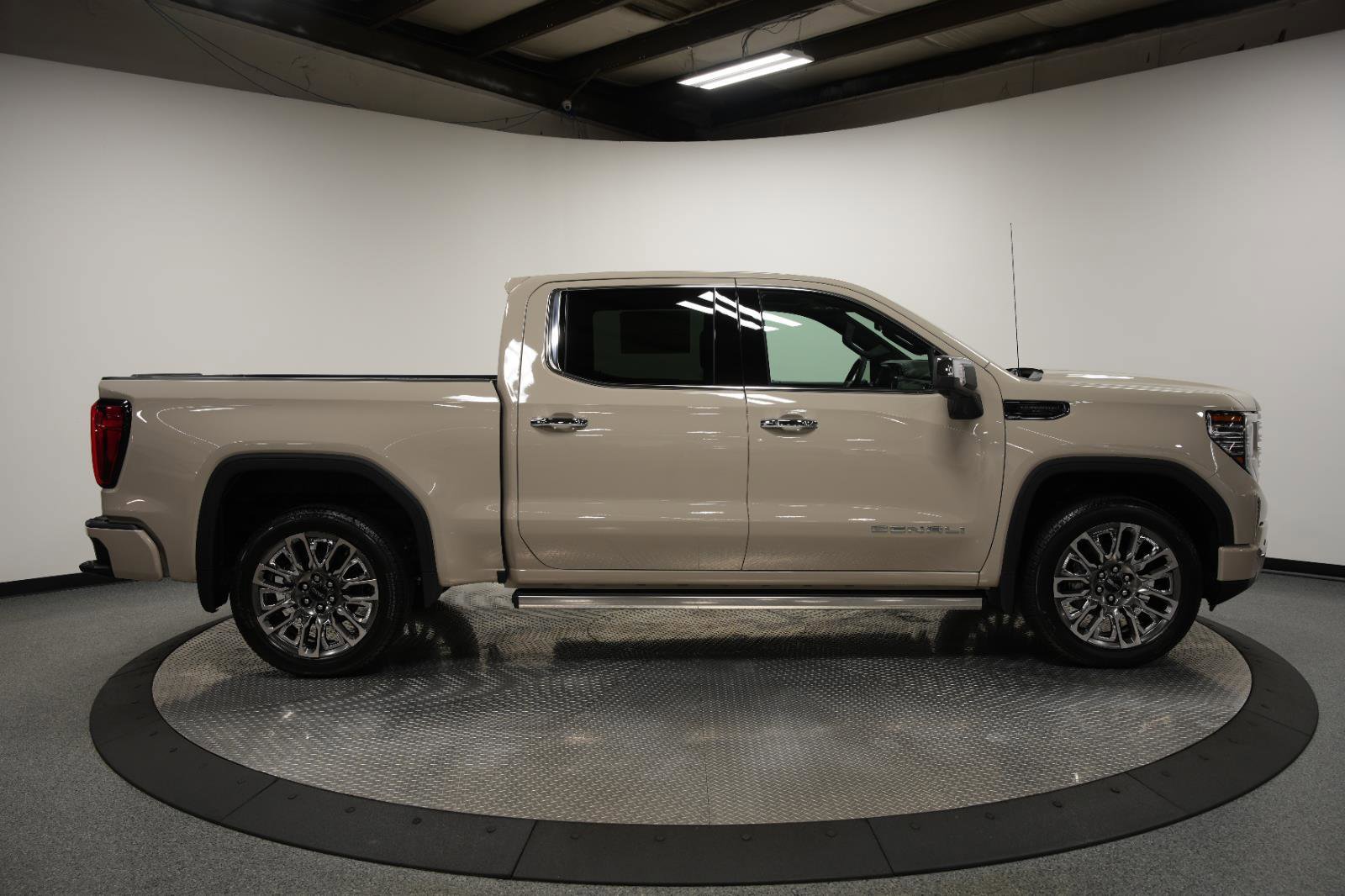 New 2026 GMC Sierra 1500 Denali Ultimate image 12