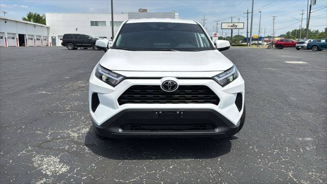 Certified 2025 Toyota RAV4 LE AWD/4WD image 2