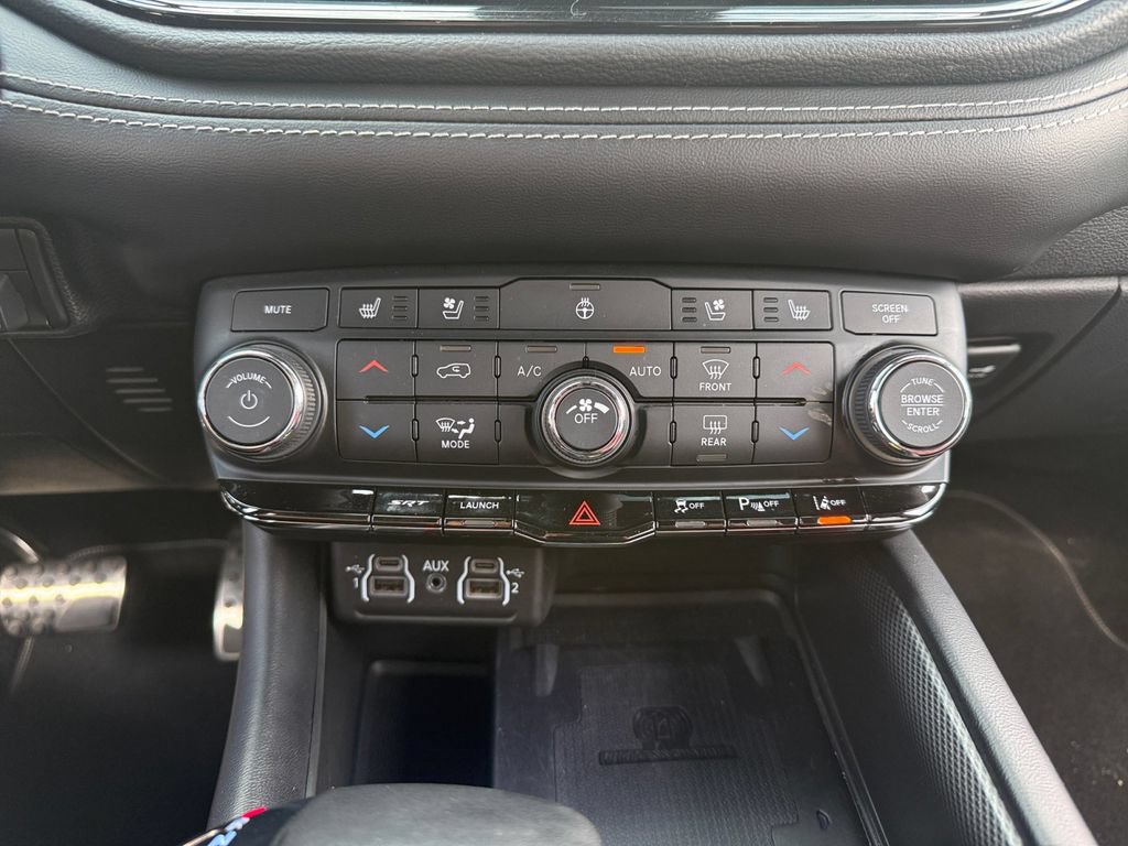 Used 2021 Dodge Durango SRT Hellcat w/ Technology Group AWD/4WD image 19