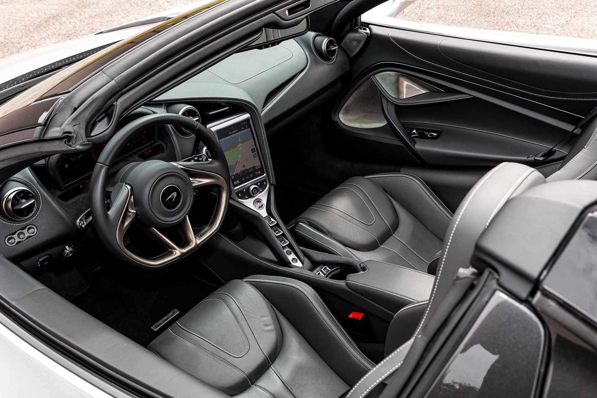 Used 2020 McLaren 720S Luxury RWD image 43
