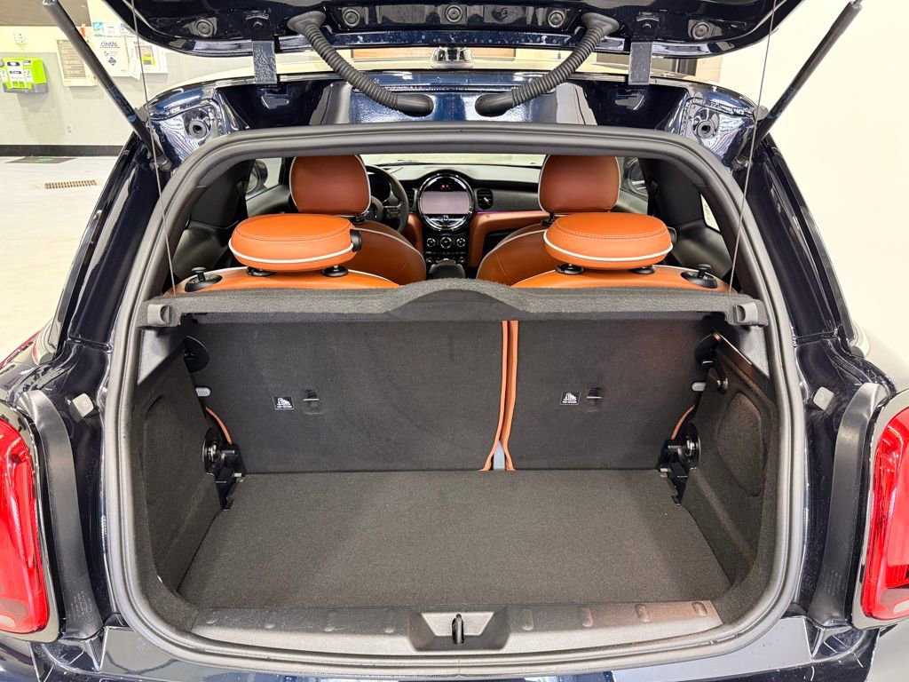 Certified 2024 MINI Cooper SE image 22