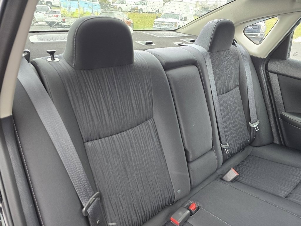 Used 2019 Nissan Sentra SV w/ Special Edition Package image 18