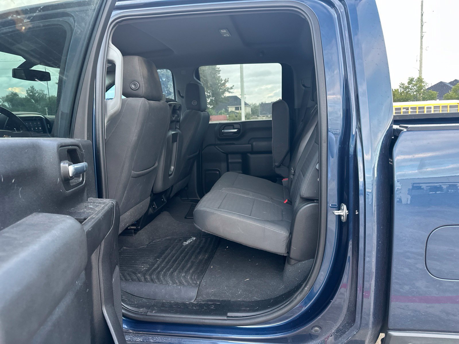 Used 2022 Chevrolet Silverado 2500 Custom w/ Custom Value Package RWD image 12