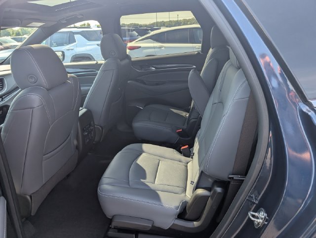 Used 2023 Buick Enclave Premium w/ Experience Buick Package AWD/4WD image 10