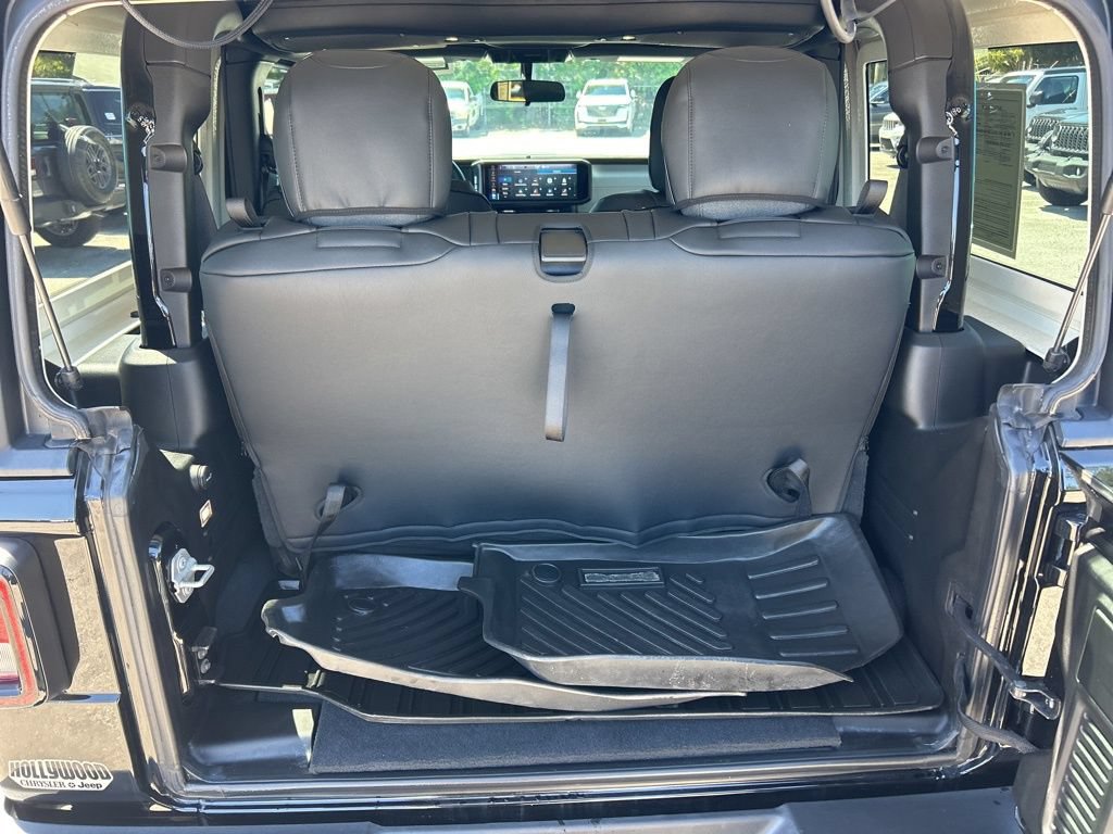 Certified 2025 Jeep Wrangler Sport AWD/4WD image 30
