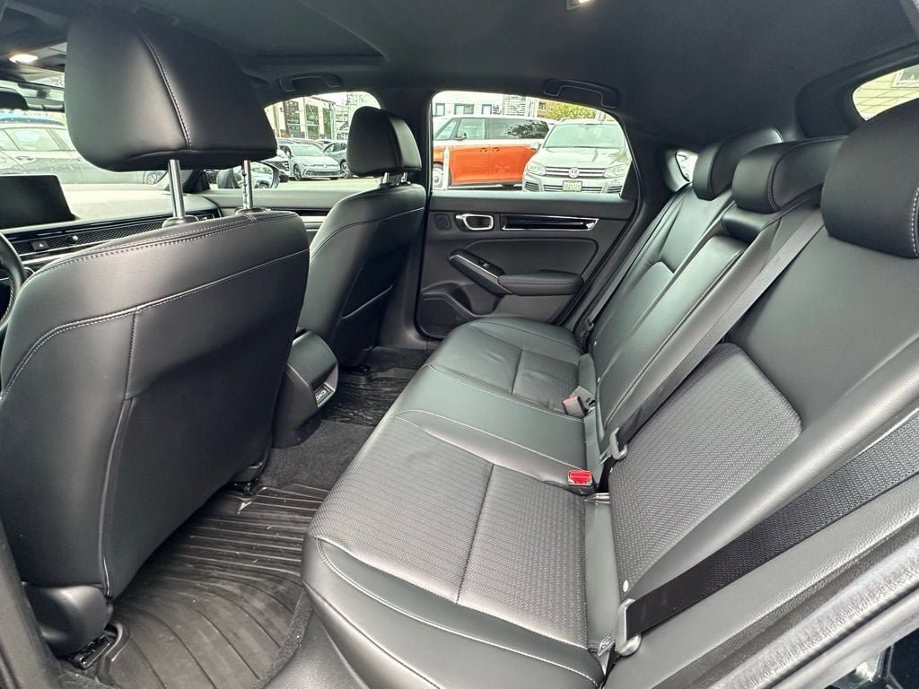 Used 2024 Honda Civic Sport Touring image 9
