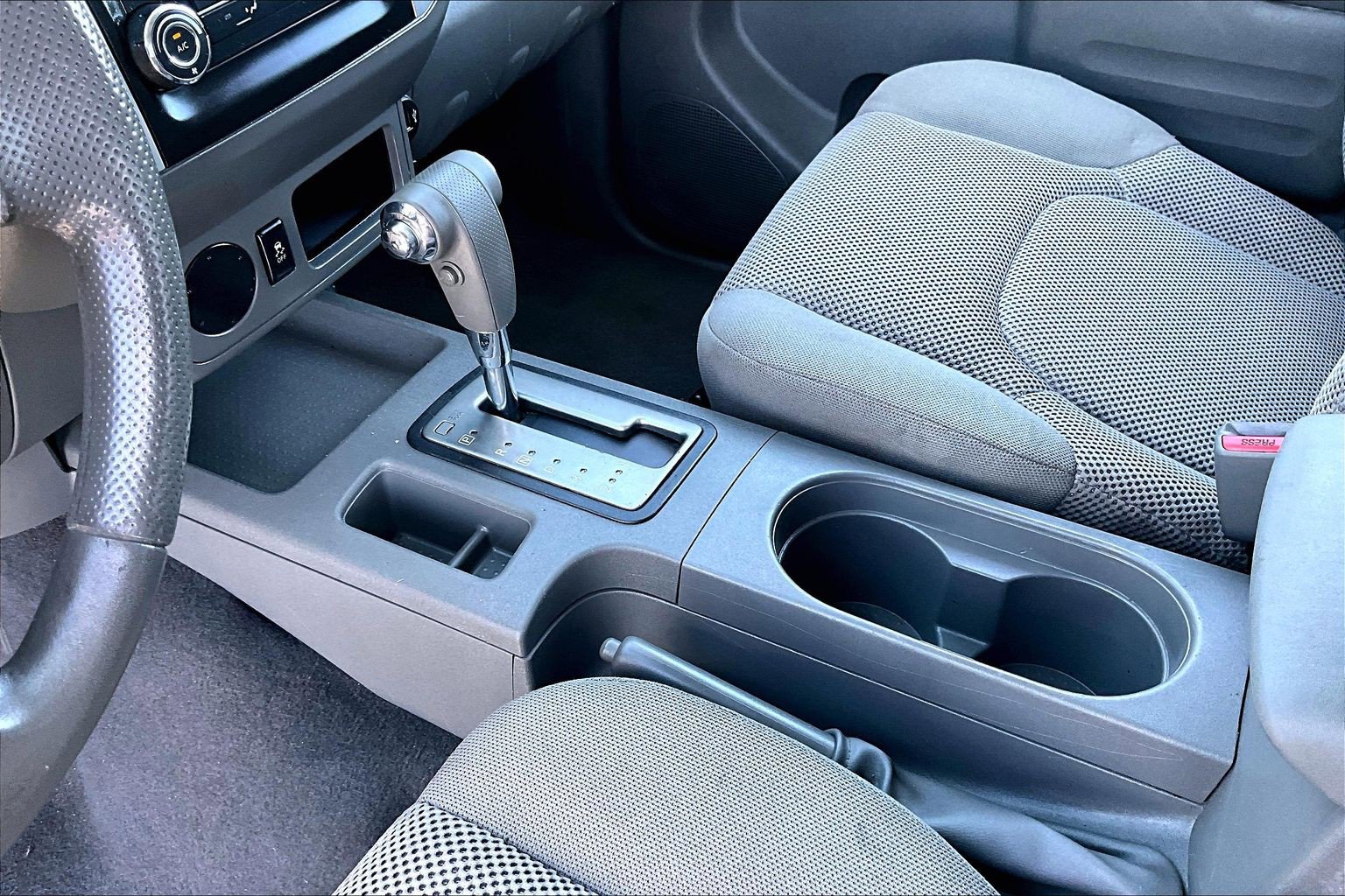 Used 2019 Nissan Frontier SV RWD image 13