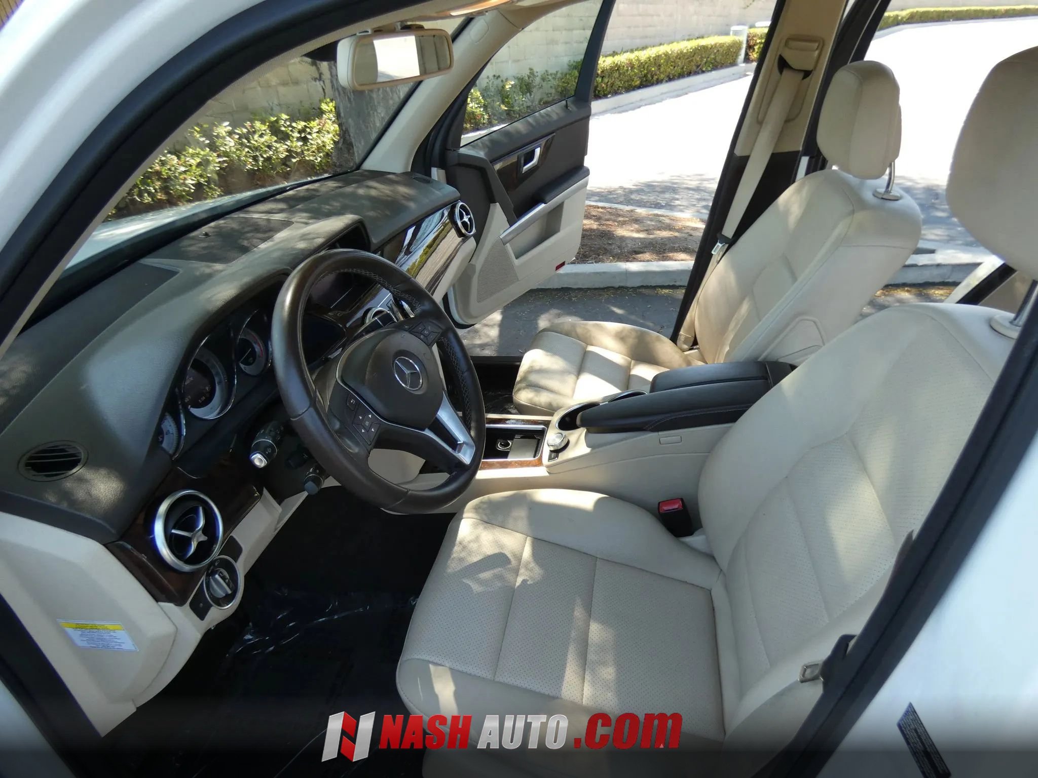 Used 2015 Mercedes-Benz GLK 350 2WD image 42