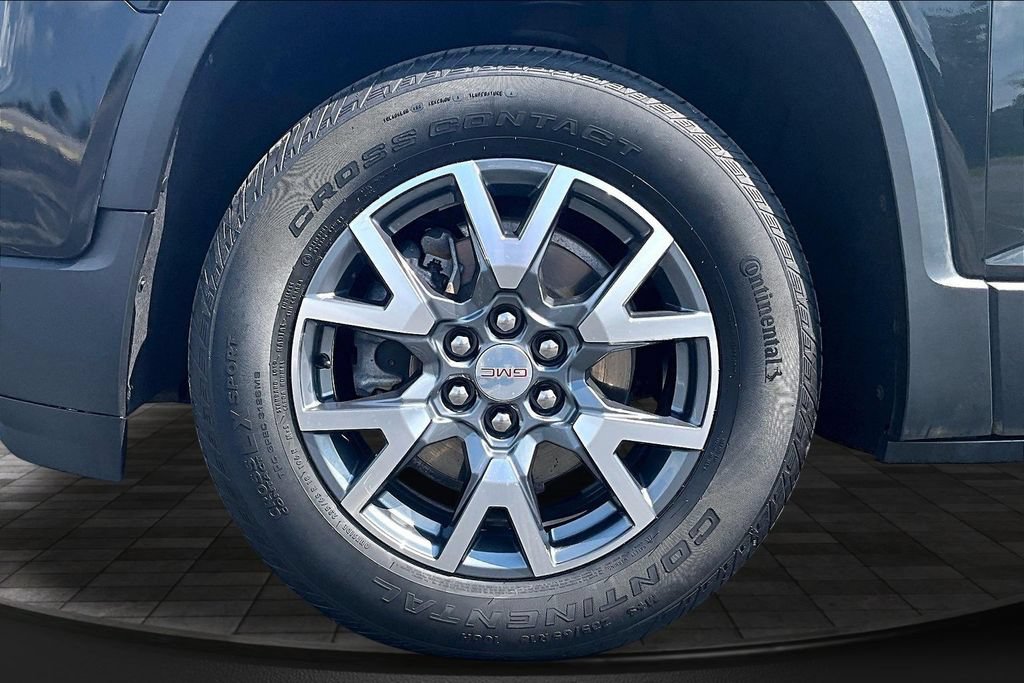 Used 2023 GMC Acadia SLT AWD/4WD image 9