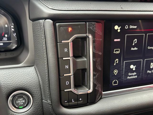 Used 2024 GMC Yukon XL Denali image 34