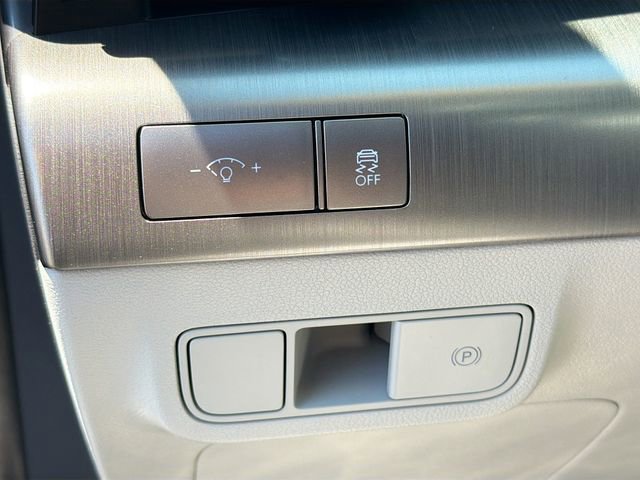 Used 2024 Hyundai Kona SEL FWD image 10