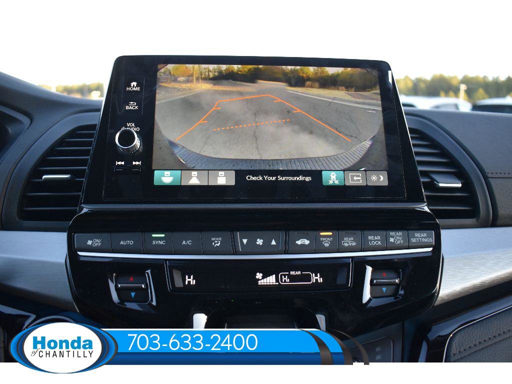 New 2026 Honda Odyssey Touring image 15