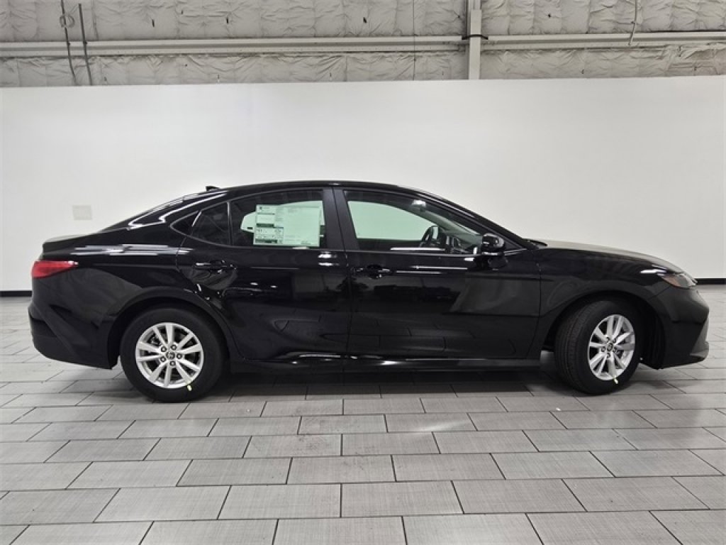 New 2026 Toyota Camry LE image 17